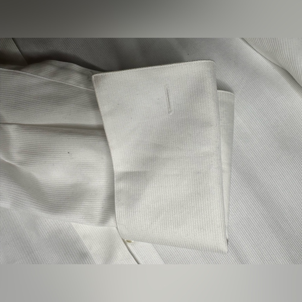 White Hugo Boss Short - Picture 2 of 5